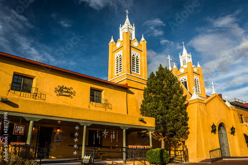фотографія Evening light on San Felipe Neri Church, in Old Town,  Albuquerq