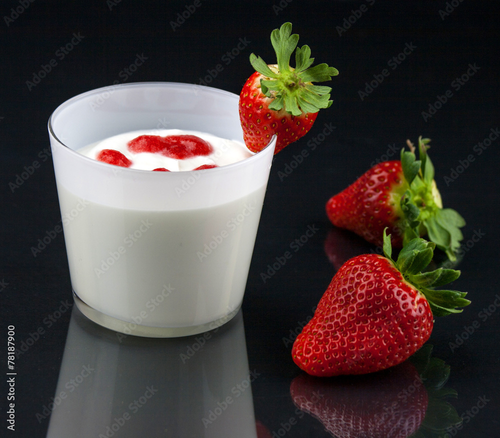 fresh yogurt's mousse with strawberry cream fresh yogurt's mousse with strawberry cream