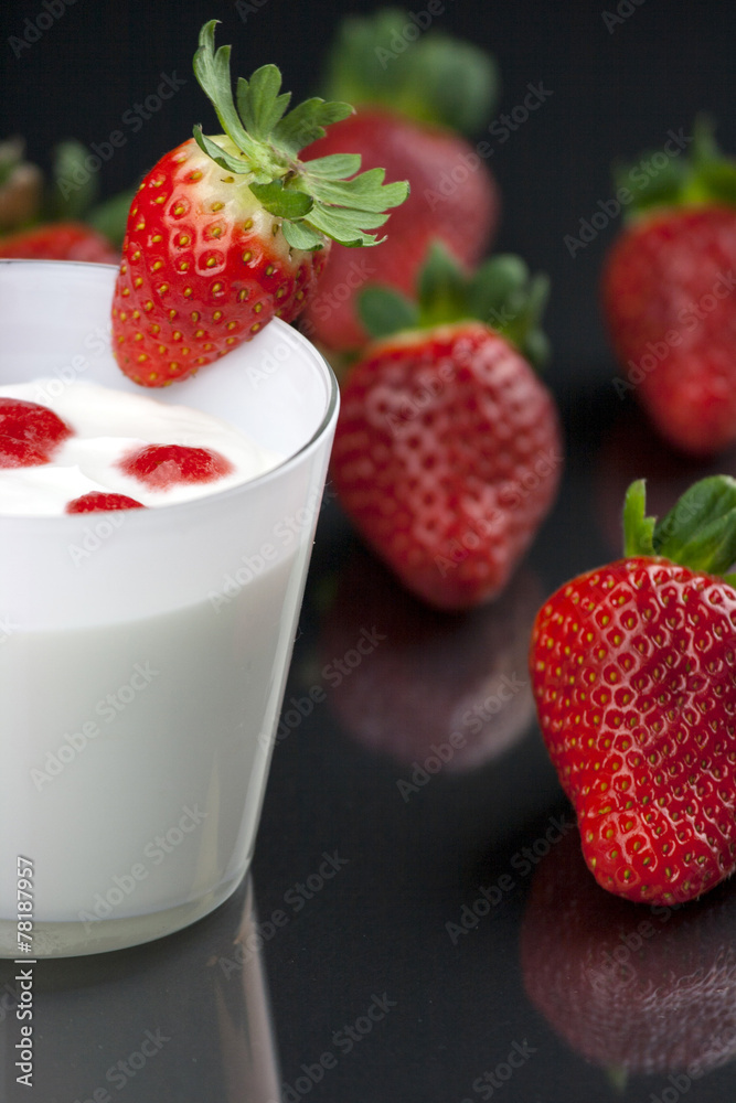 fresh yogurt's mousse with strawberry cream