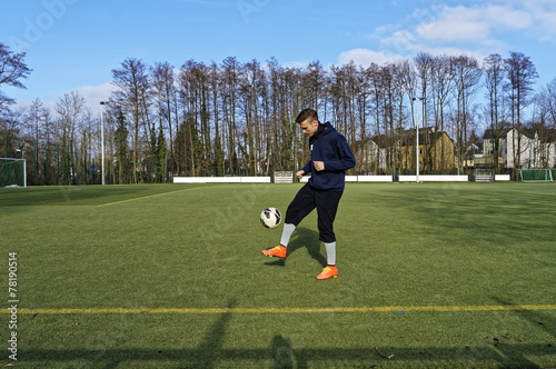 Fussballplatz mit freier Werbung