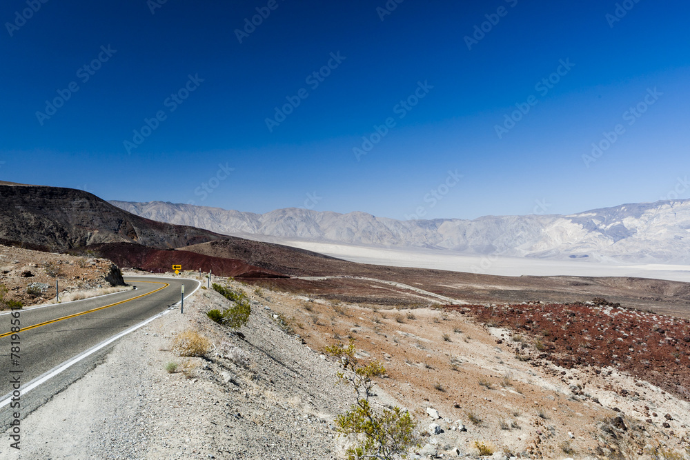 Straße im Death Valley National Park