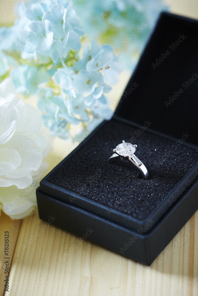 Diamond ring Diamond ring