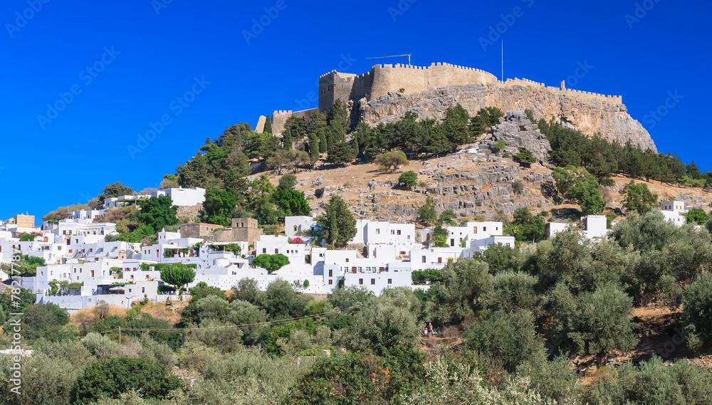 The ancient Acropolis of Lindos and the modern city. Rhodes Isla