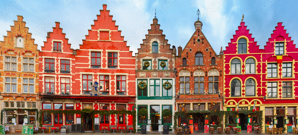 Obraz premium Świąteczny plac Grote Markt w Brugii, Belgia.