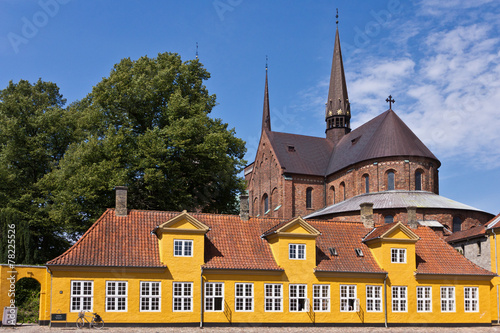 Tableau sur toile Museum mit Dom zu Roskilde 2
