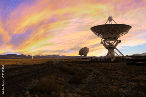 Cuadro en lienzo Picture of Radio Telescopes