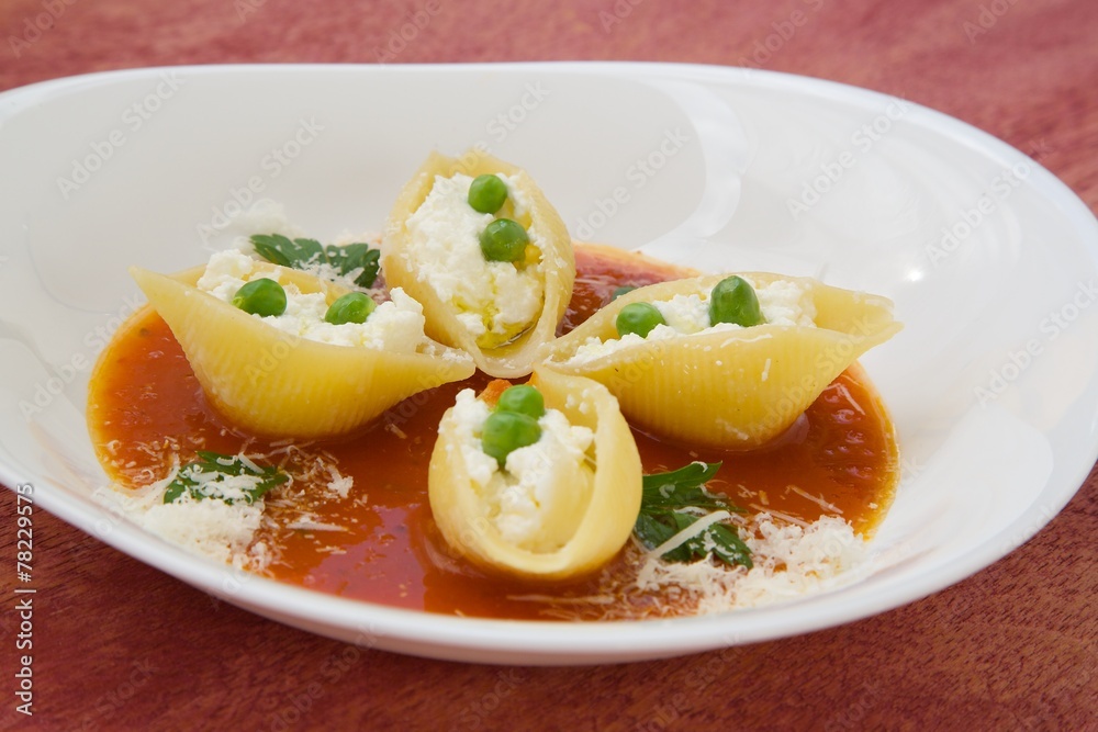 Italian pasta with ricotta cheese,green peas,and salsa Italian pasta with ricotta cheese,green peas,and salsa