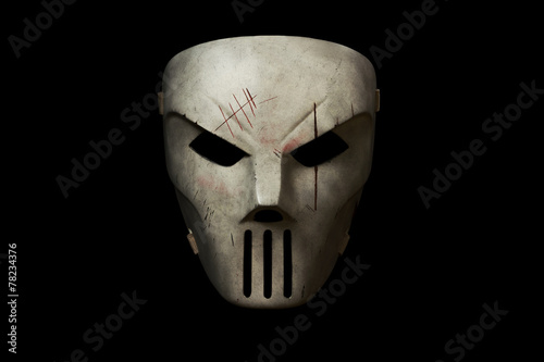 Tela Model of creepy horror mask