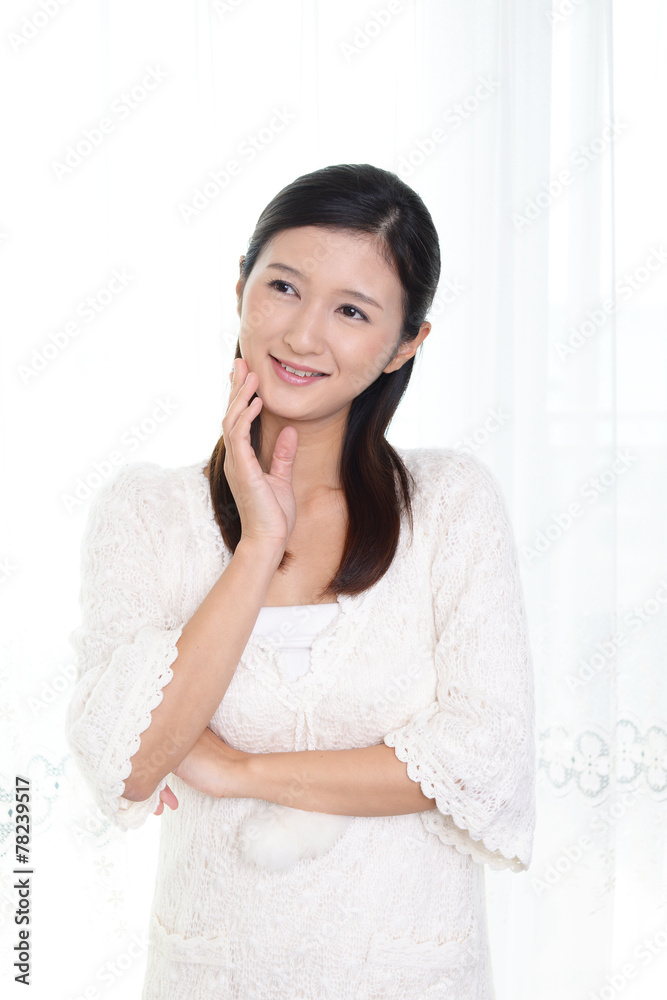 笑顔の女性 笑顔の女性
