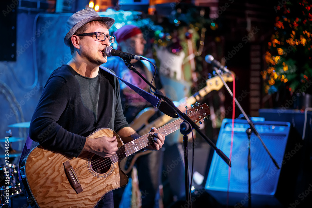 Fototapeta premium Band performs on stage