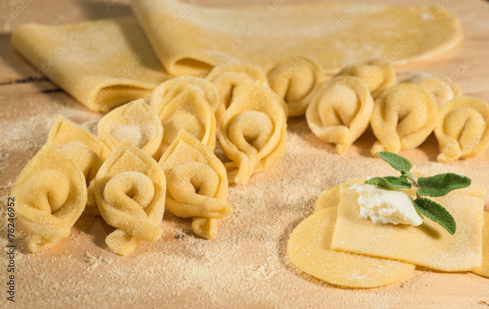 Tortellini caserecci ricotta fresca e salvia Tortellini caserecci ricotta fresca e salvia
