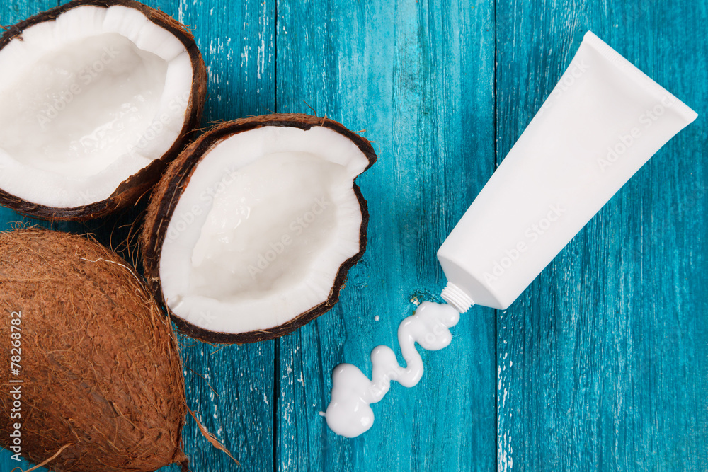Coconut and body care cosmetics