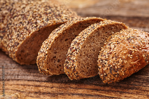 Bread with seeds