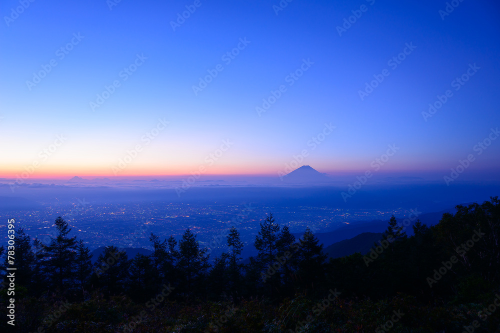 Kofu city and Mt.Fuji at dawn