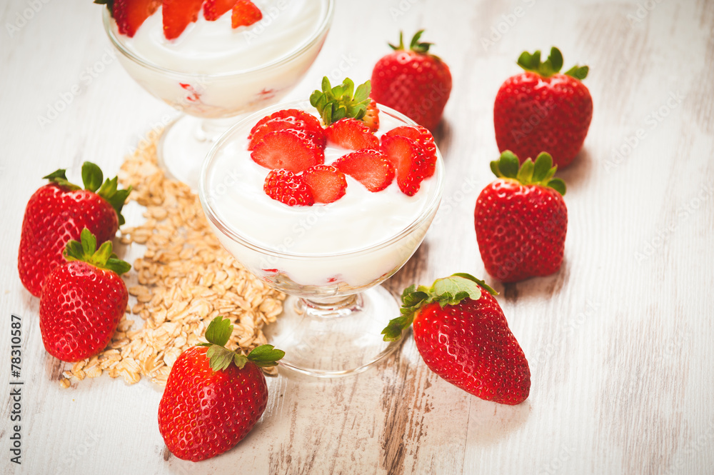 Juicy and healthy strawberries with breakfast cereals for breakf Juicy and healthy strawberries with breakfast cereals for breakf
