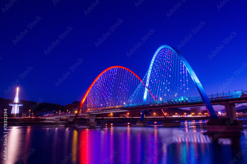 Fototapeta premium Expro bridge in daejeon,korea.
