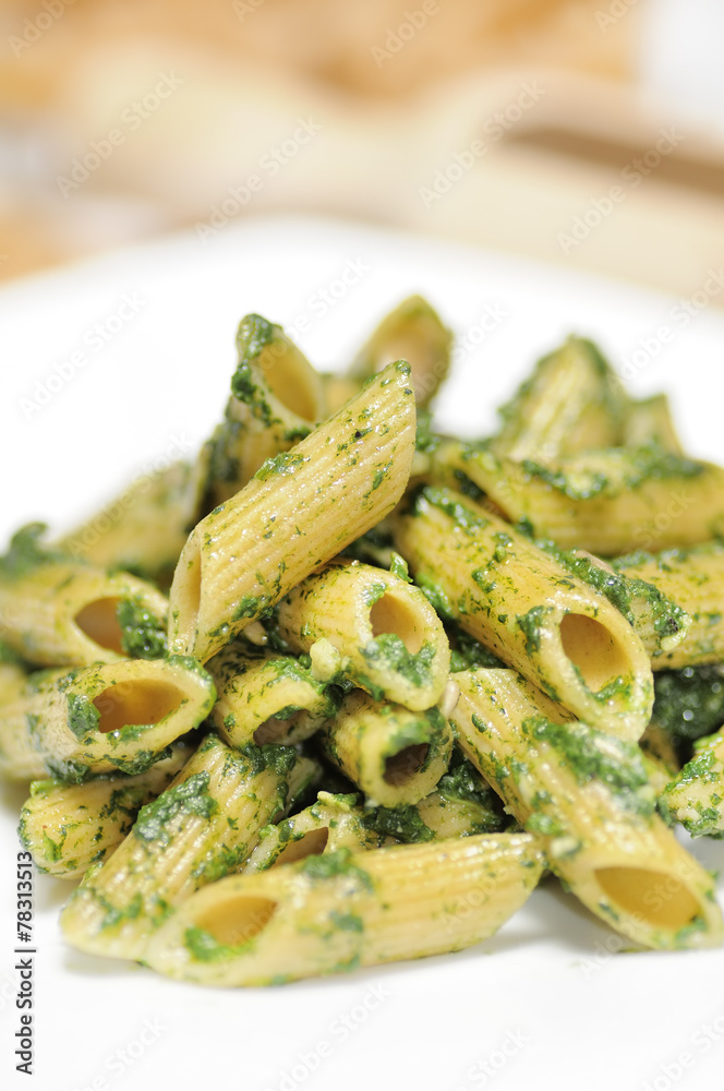 Pasta e spinaci Pasta e spinaci