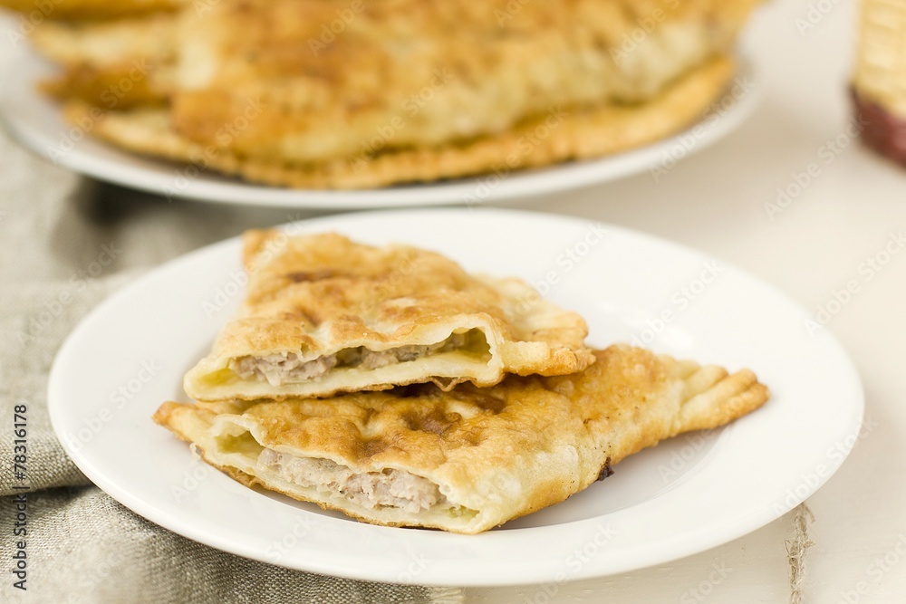 чебуреки чебуреки