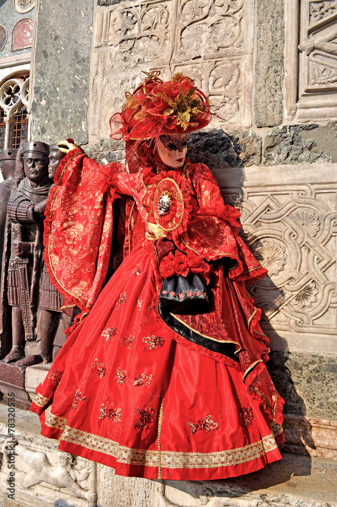 Woman in red - Carnevale Venezia