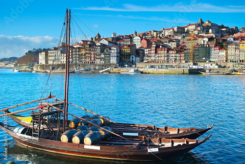 Traditional Porto scene. Po...