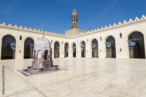 Interior courtyard of the Al-Hakim Mosque, Cairo (Egypt) photo
