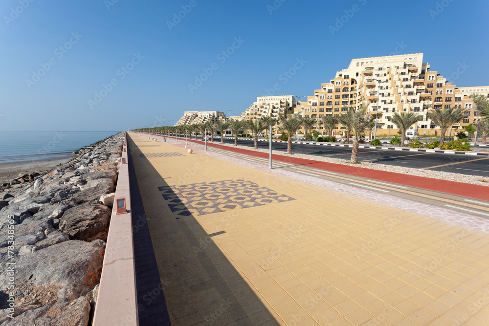 Naklejka premium Promenade at Marjan Island in Ras Al Khaimah, UAE