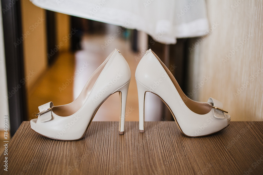 Elegant and stylish white wedding bridal shoes Elegant and stylish white wedding bridal shoes