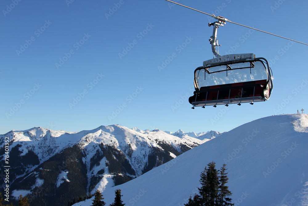 Ski Winterlandschaft SaalbachHinterglemm StockFoto Adobe Stock