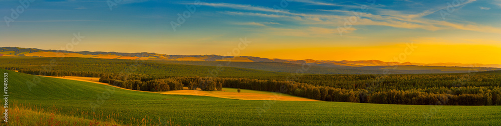 Panoramic view of sunset landscape