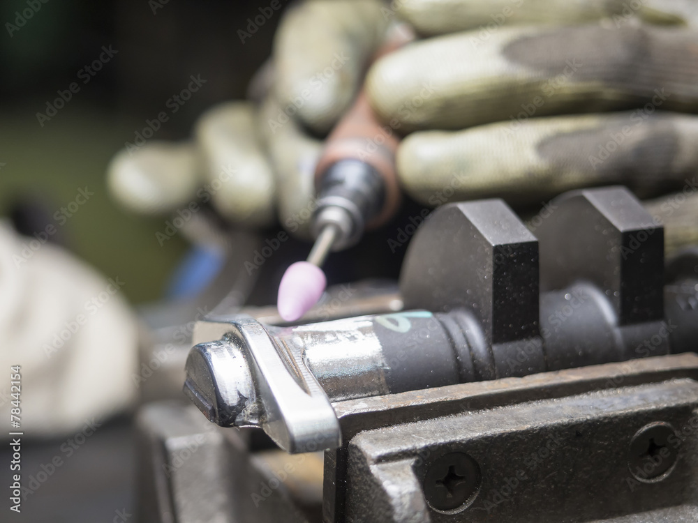 Naklejka premium operator finishing mold and die parts