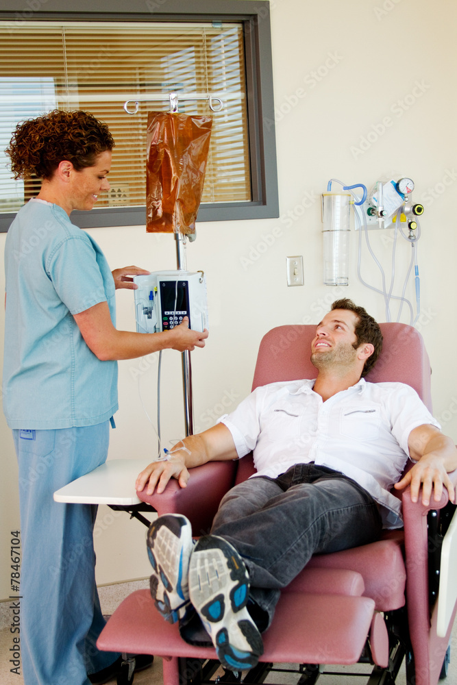 Fototapeta premium Patient giving nurse a smile