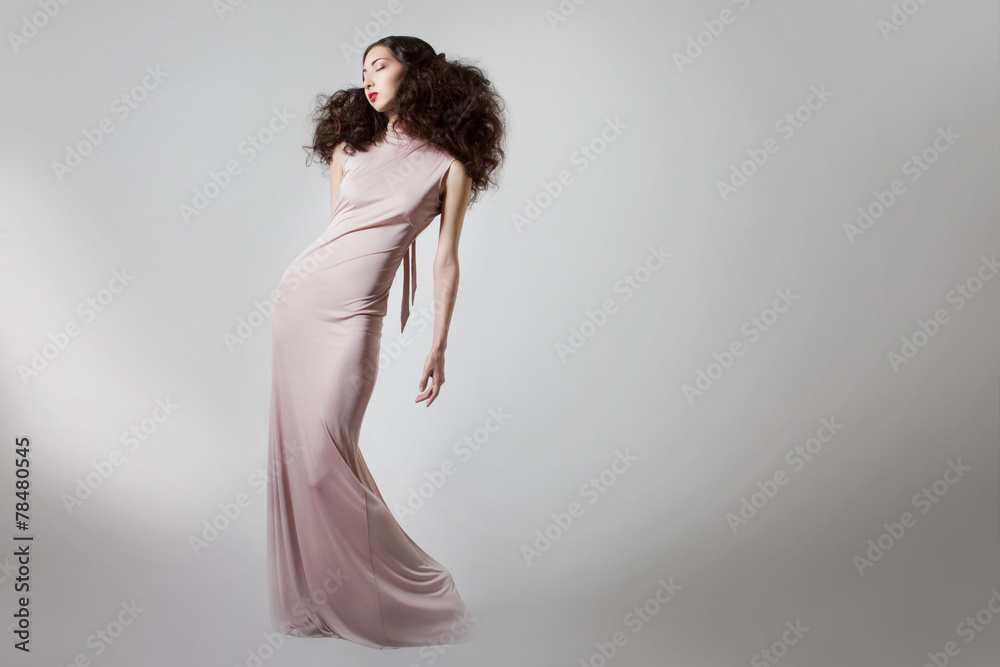 Obraz premium model posing in the studio