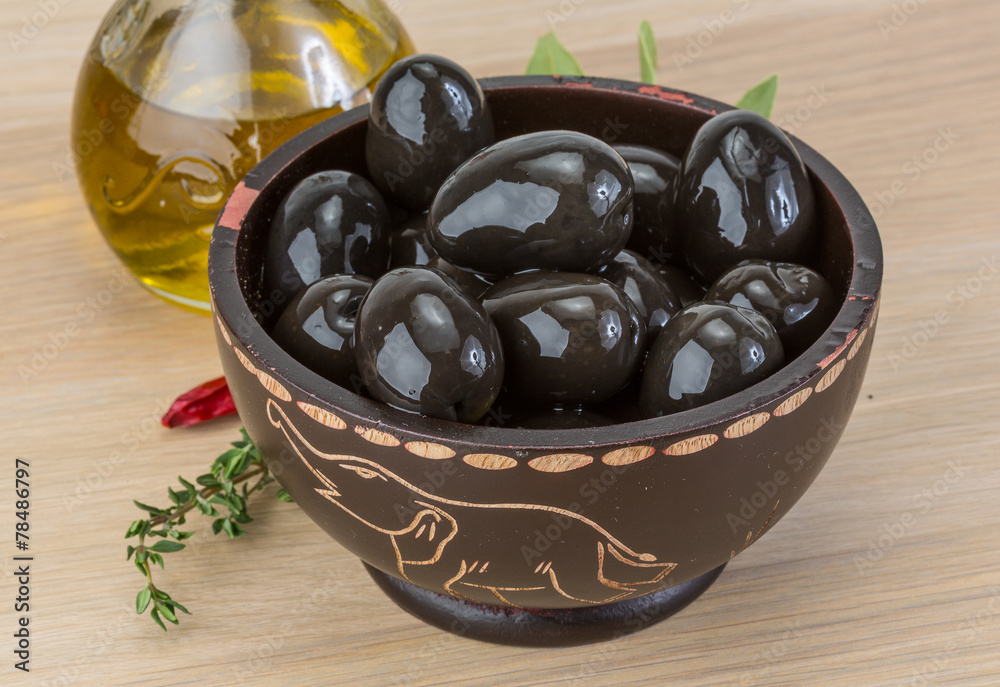 Black olives Black olives
