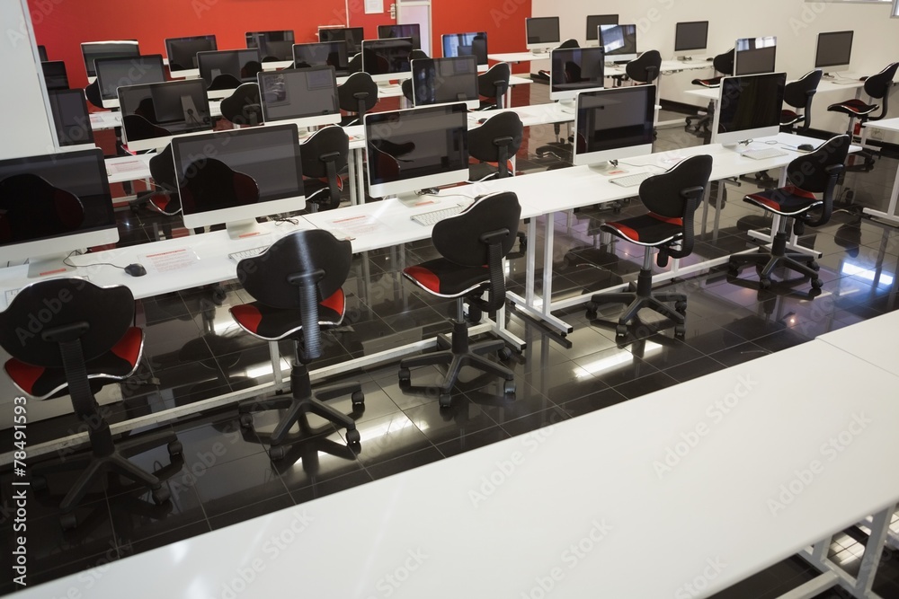 Obraz premium Empty computer room