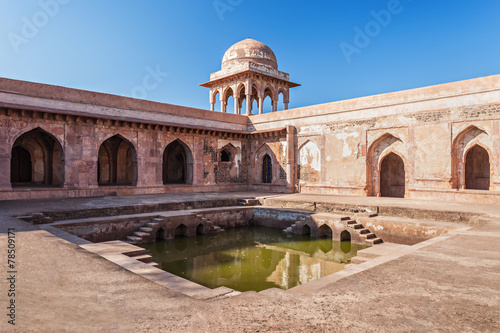 Baz Bahadur Palace