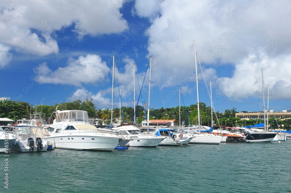 Yachts Yachts