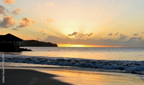 Caribbean sunset © Lucian Milasan