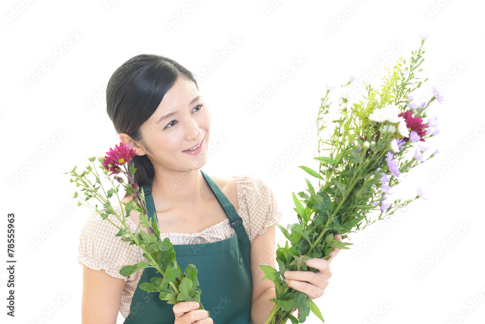 花を持つ女性 花を持つ女性