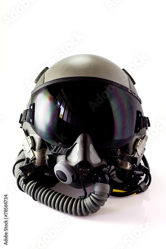 Flight helmet with oxygen mask