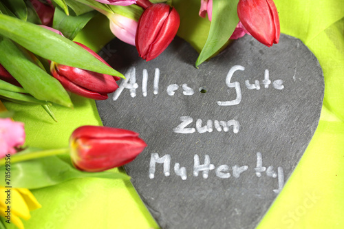 Herz mit Tulpen