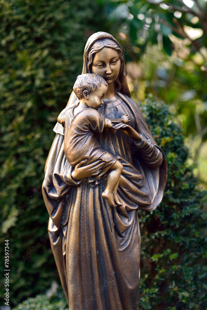 Maria mit Kind Maria mit Kind