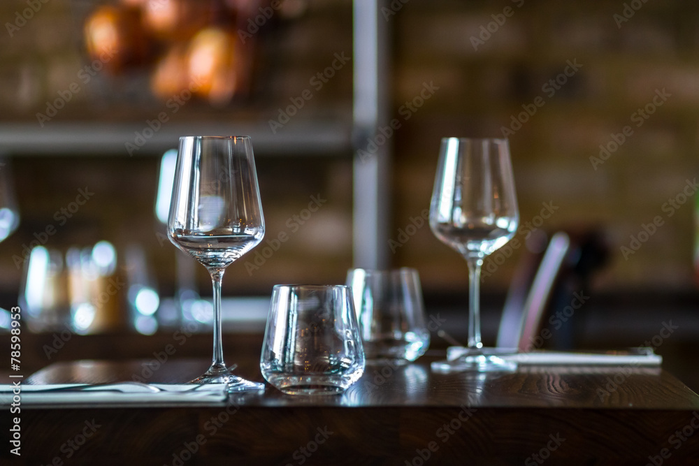 table set restaurant