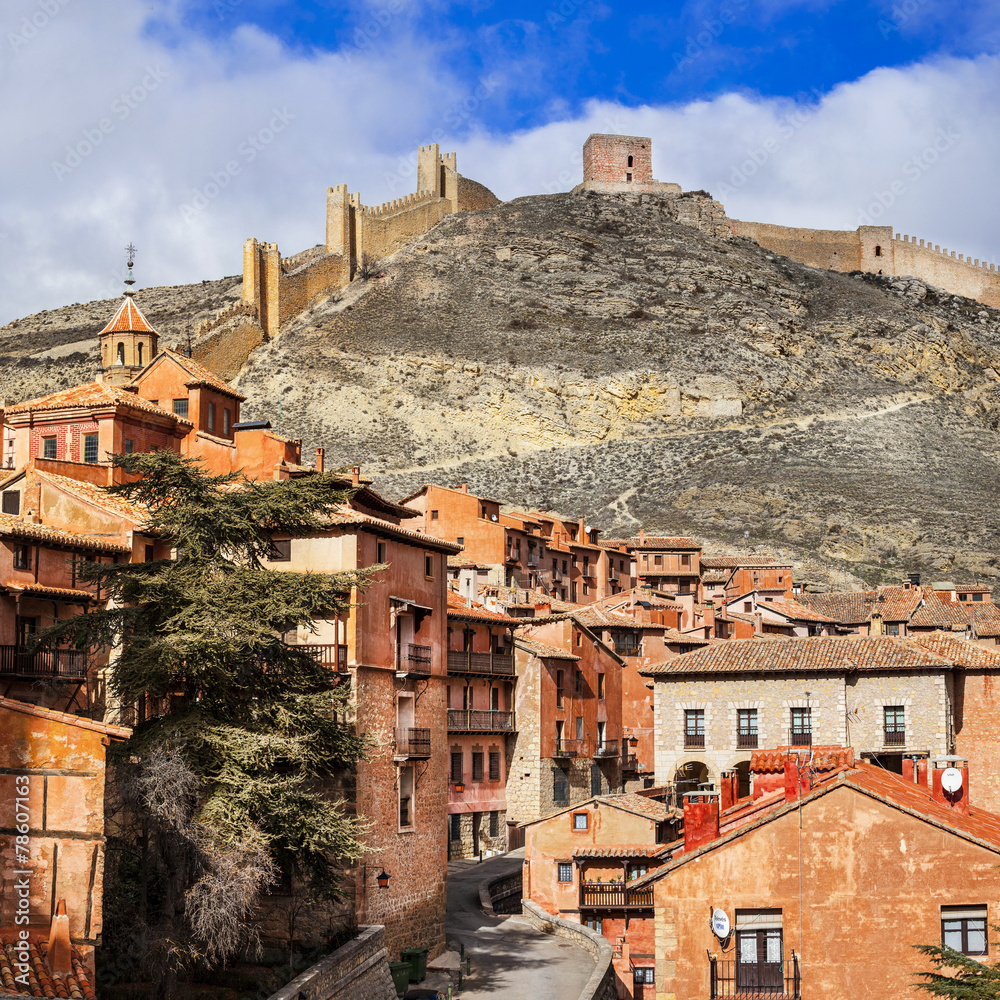 Albarracin  - medieval terracotte village in Aragon, Spain, Unes