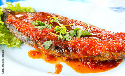 Fried King mackerel with re...