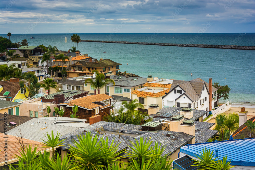 View of houses and the Pacific Ocean in Corona del Mar, Californ