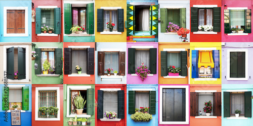 Finestre colorate di Burano photo