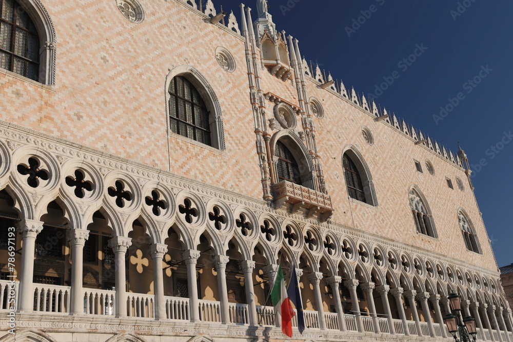 Doge's Palace and the italian flag in Venice
