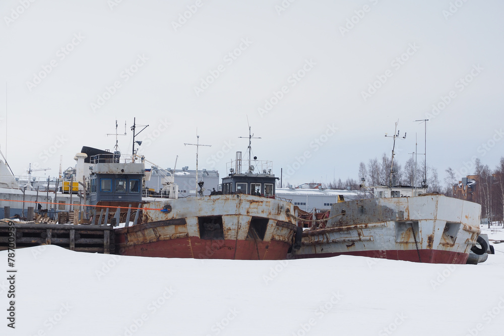 Fototapeta premium old ships at the docks