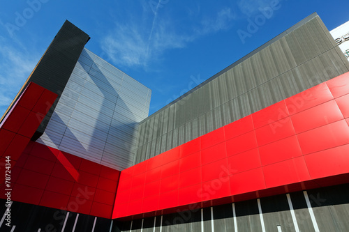 Obraz na płótnie colorful aluminum facade on large shopping mall w salonie