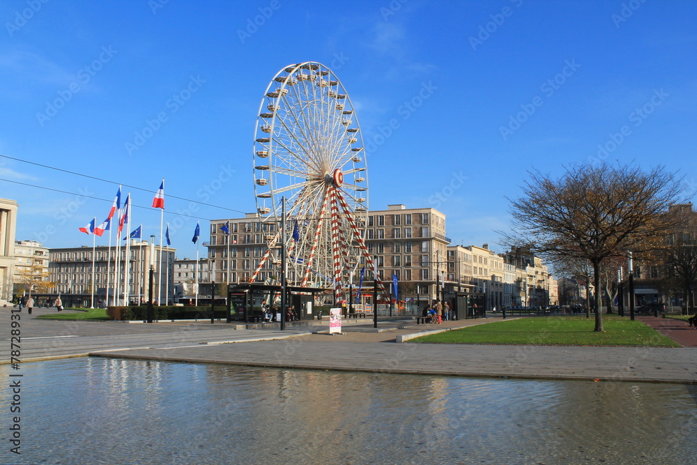 Place de l'hotel de ville au Havre, France